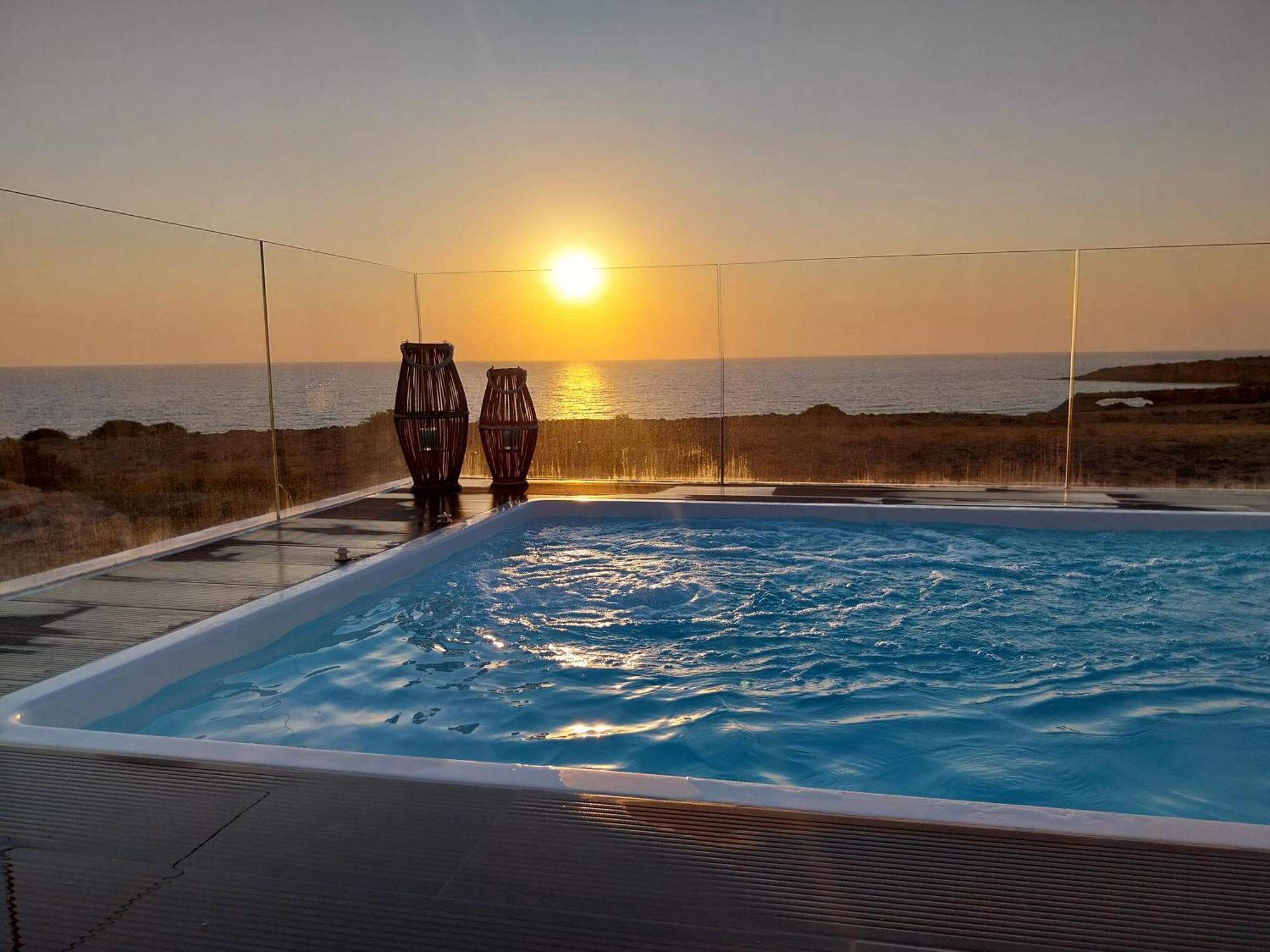 Tramonto Luxury Villa No1- Breathtaking Sunset View Foiníkion Zewnętrze zdjęcie