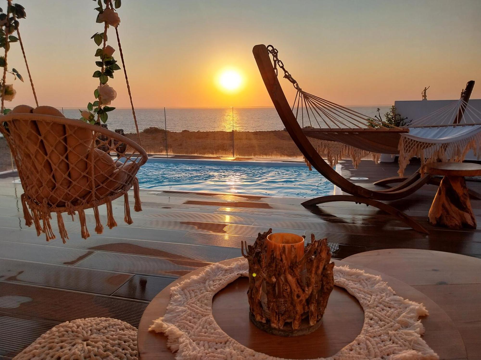 Tramonto Luxury Villa No1- Breathtaking Sunset View Foiníkion Zewnętrze zdjęcie